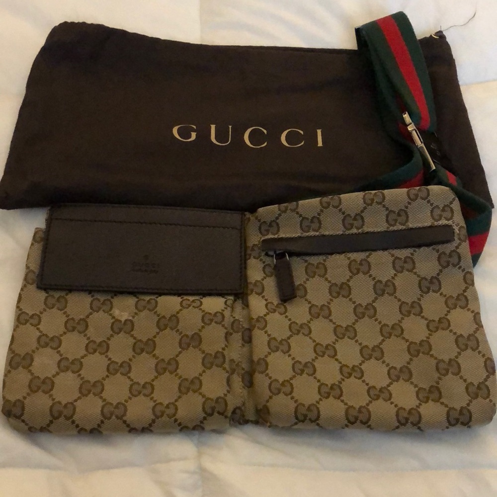 Gucci fanny pack (belt bag)